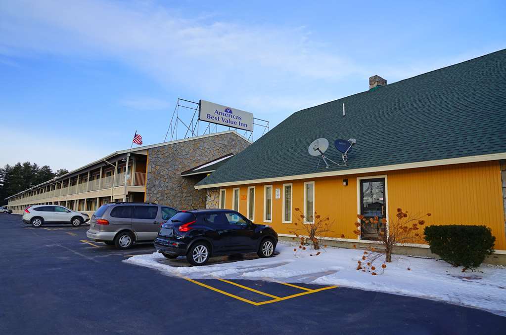 Americas Best Value Inn Plattsburgh Εξωτερικό φωτογραφία