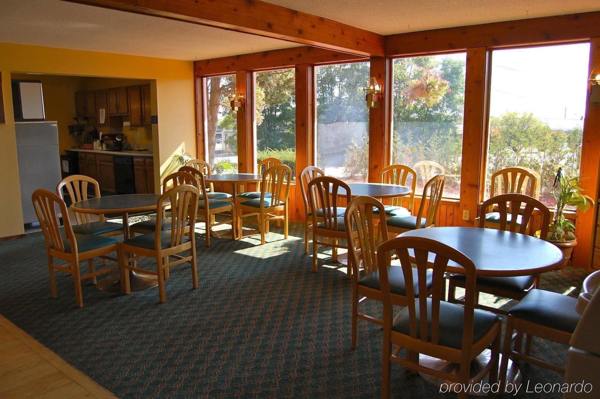 Americas Best Value Inn Plattsburgh Εστιατόριο φωτογραφία