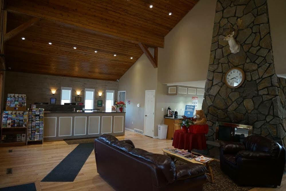 Americas Best Value Inn Plattsburgh Εξωτερικό φωτογραφία